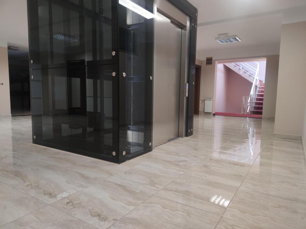 Hotel Europa Загреб Экстерьер фото