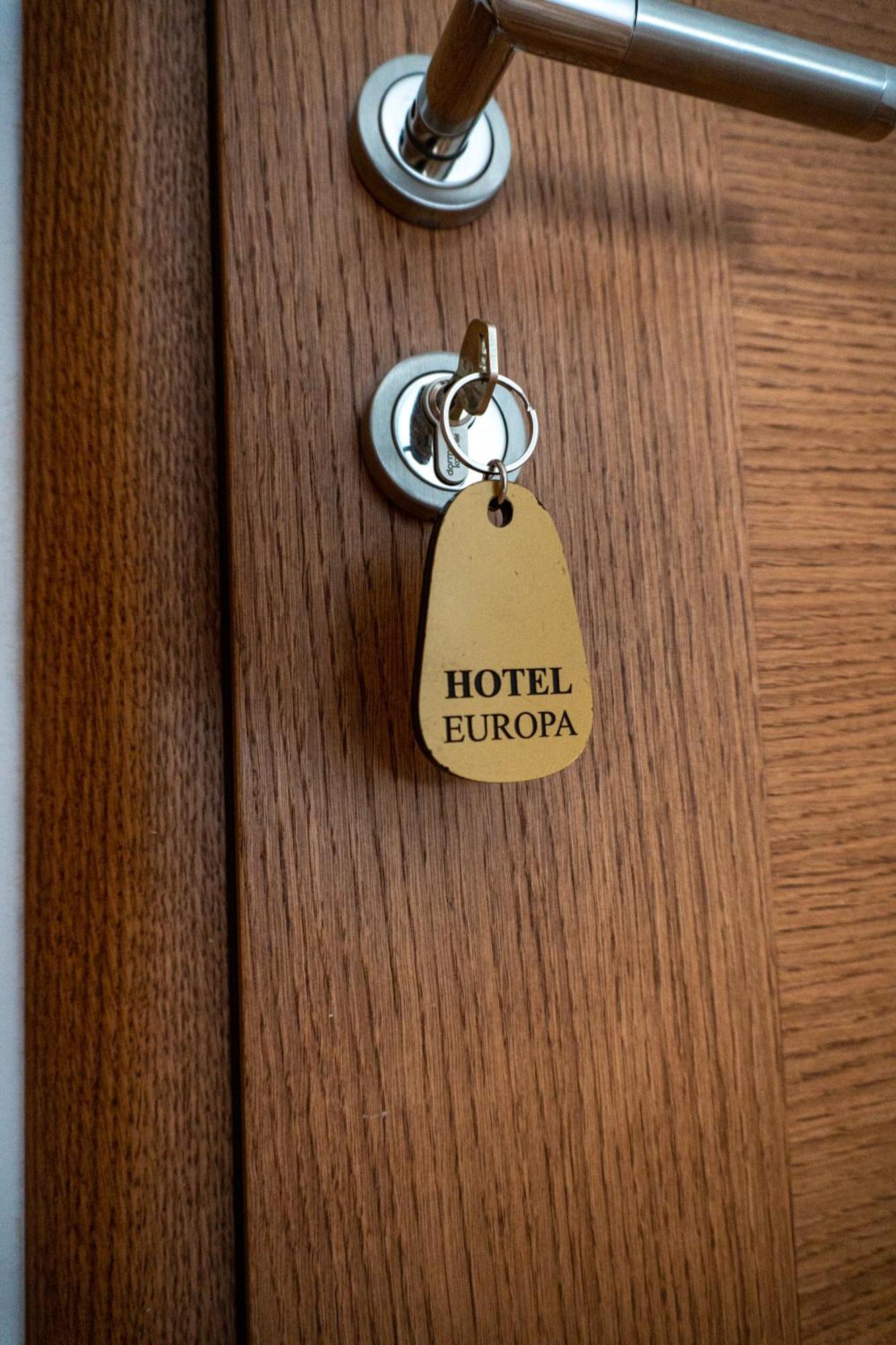 Hotel Europa Загреб Экстерьер фото