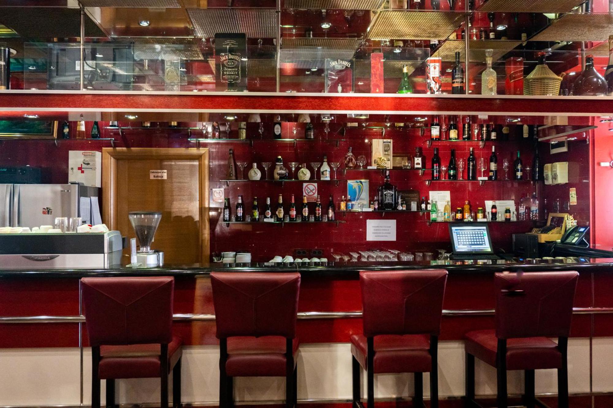 Hotel Europa Загреб Экстерьер фото