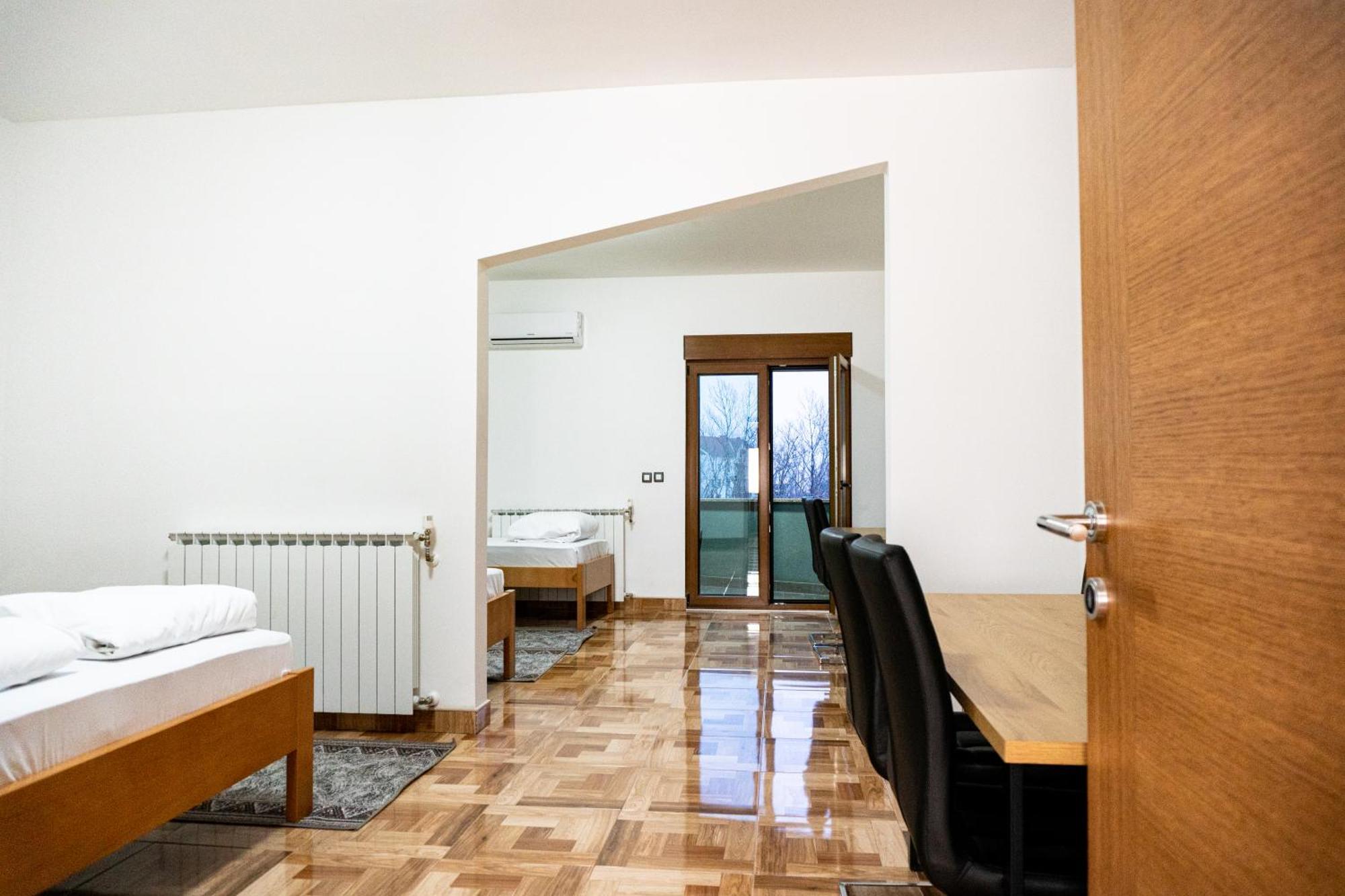 Hotel Europa Загреб Экстерьер фото
