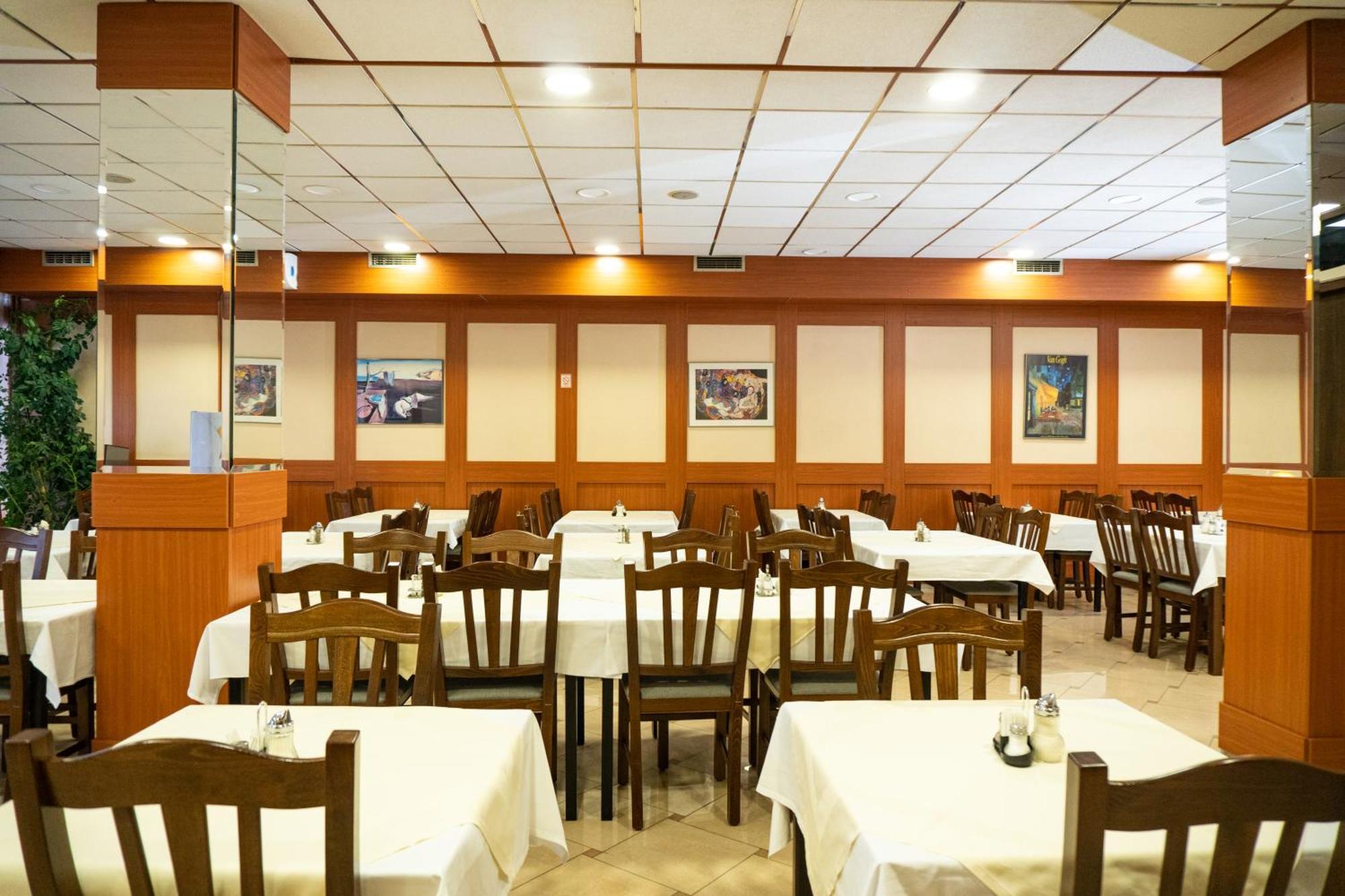 Hotel Europa Загреб Экстерьер фото