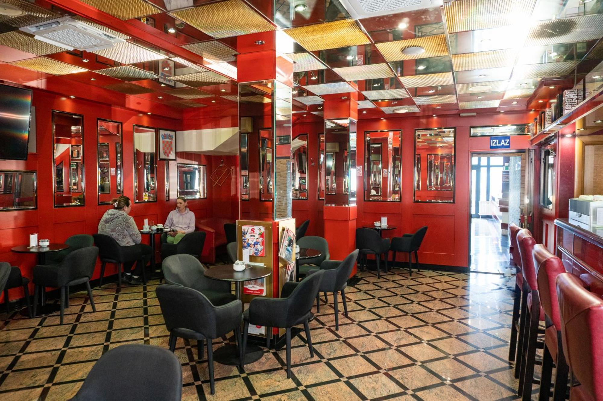 Hotel Europa Загреб Экстерьер фото