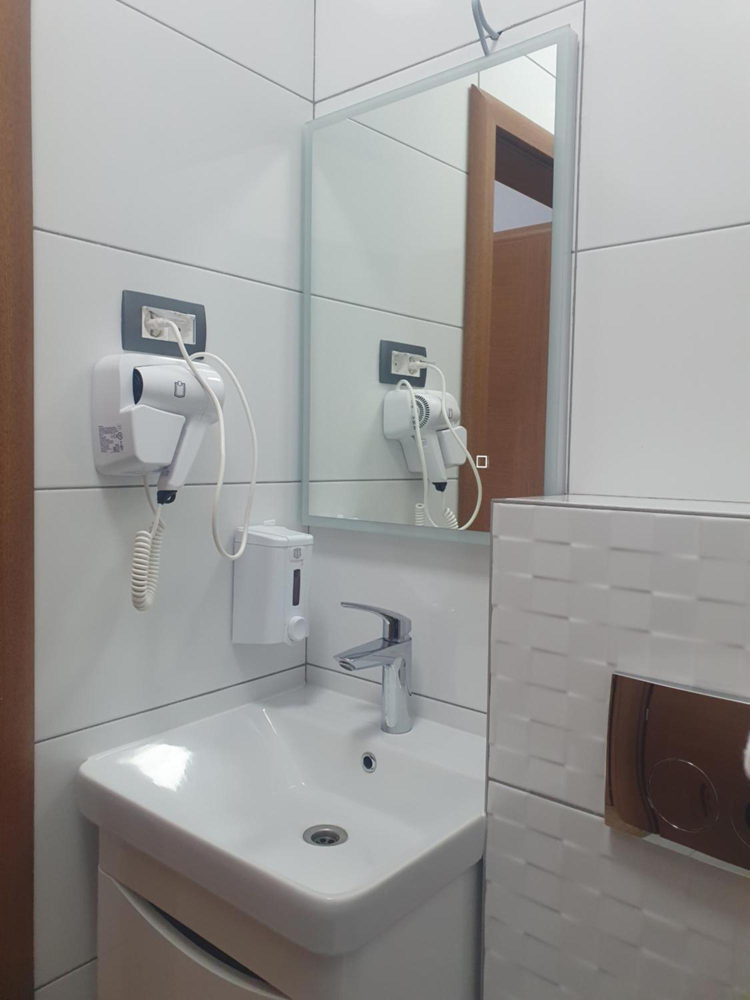 Hotel Europa Загреб Экстерьер фото